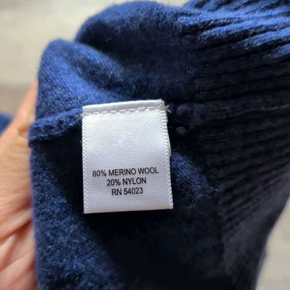 Banana Republic Men's Large Crew Neck Sweater Blue 80% Merino Wool 20% Nylon